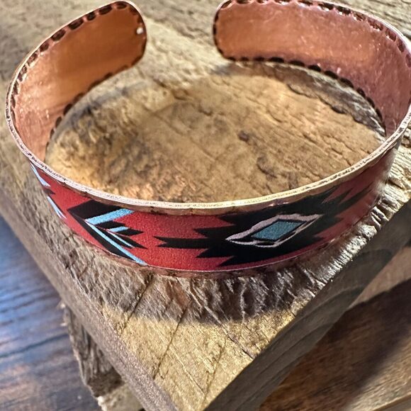 Handmade Boho Native American Aztek Copper Narrow Cuff Bracelet, Red, Gift Box - Picture 2 of 10